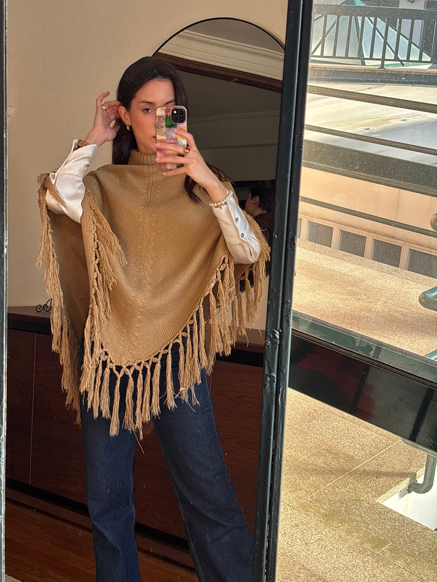 Poncho Bege