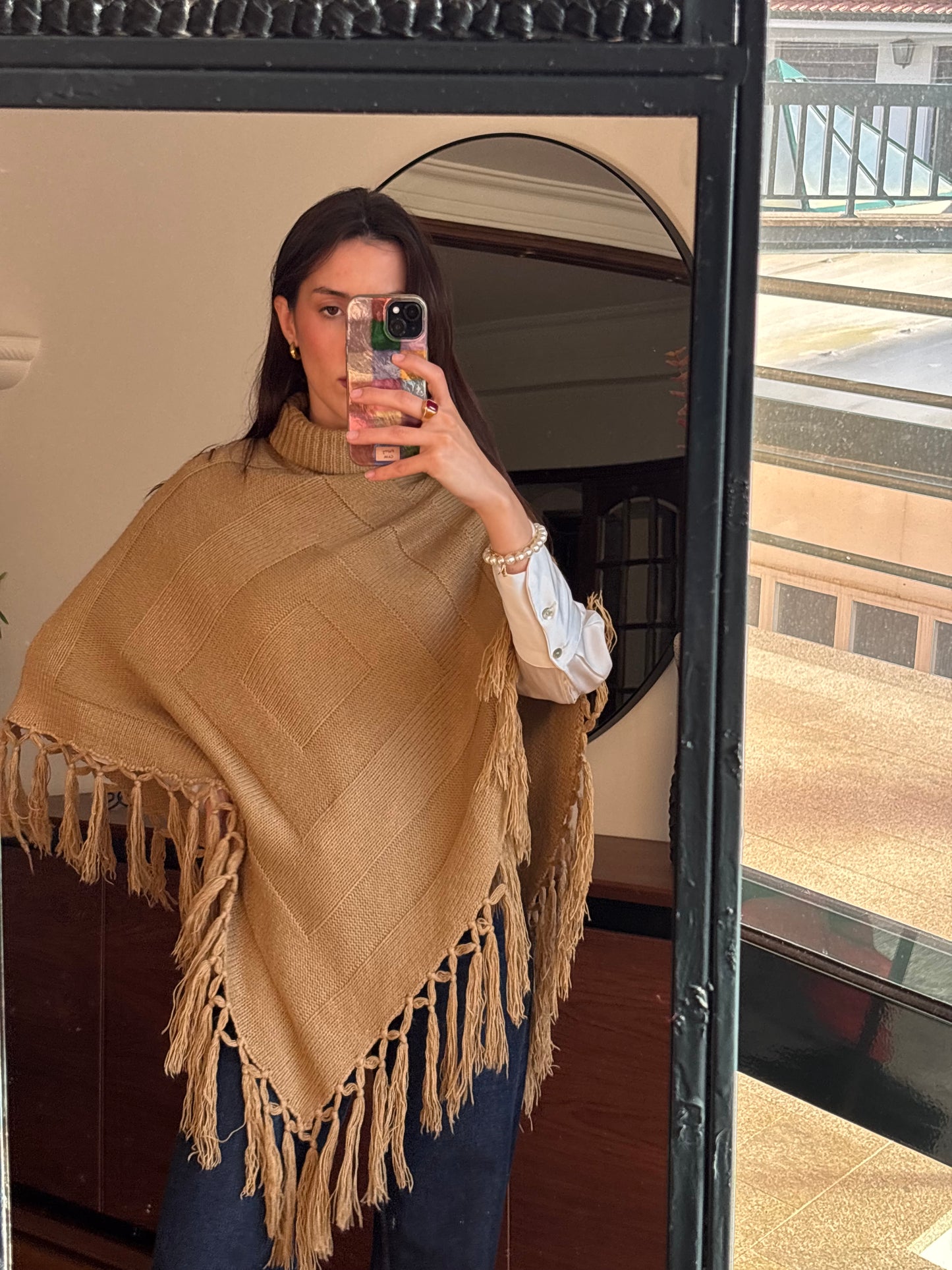 Poncho Bege