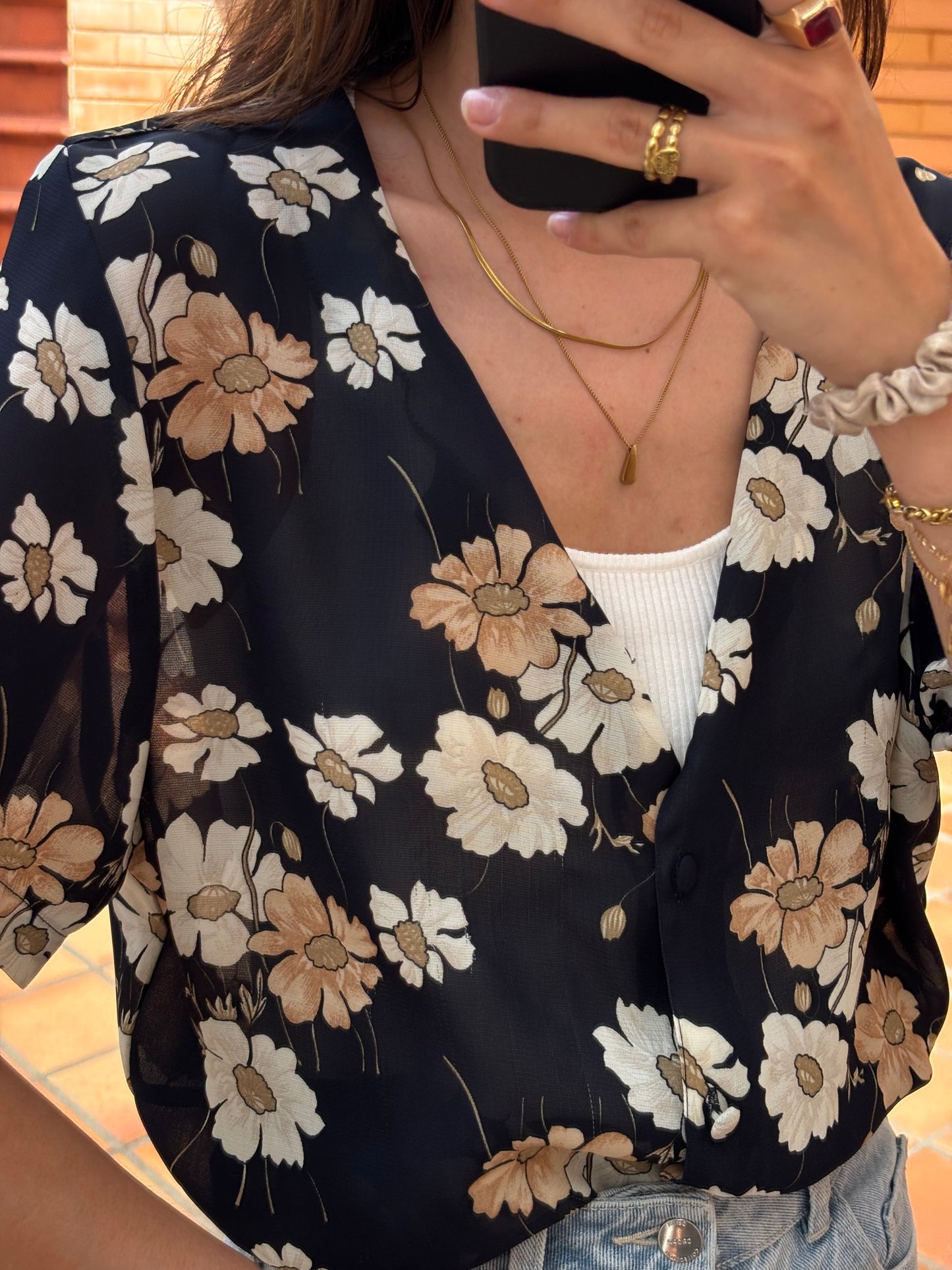 Camisa Preta Floral