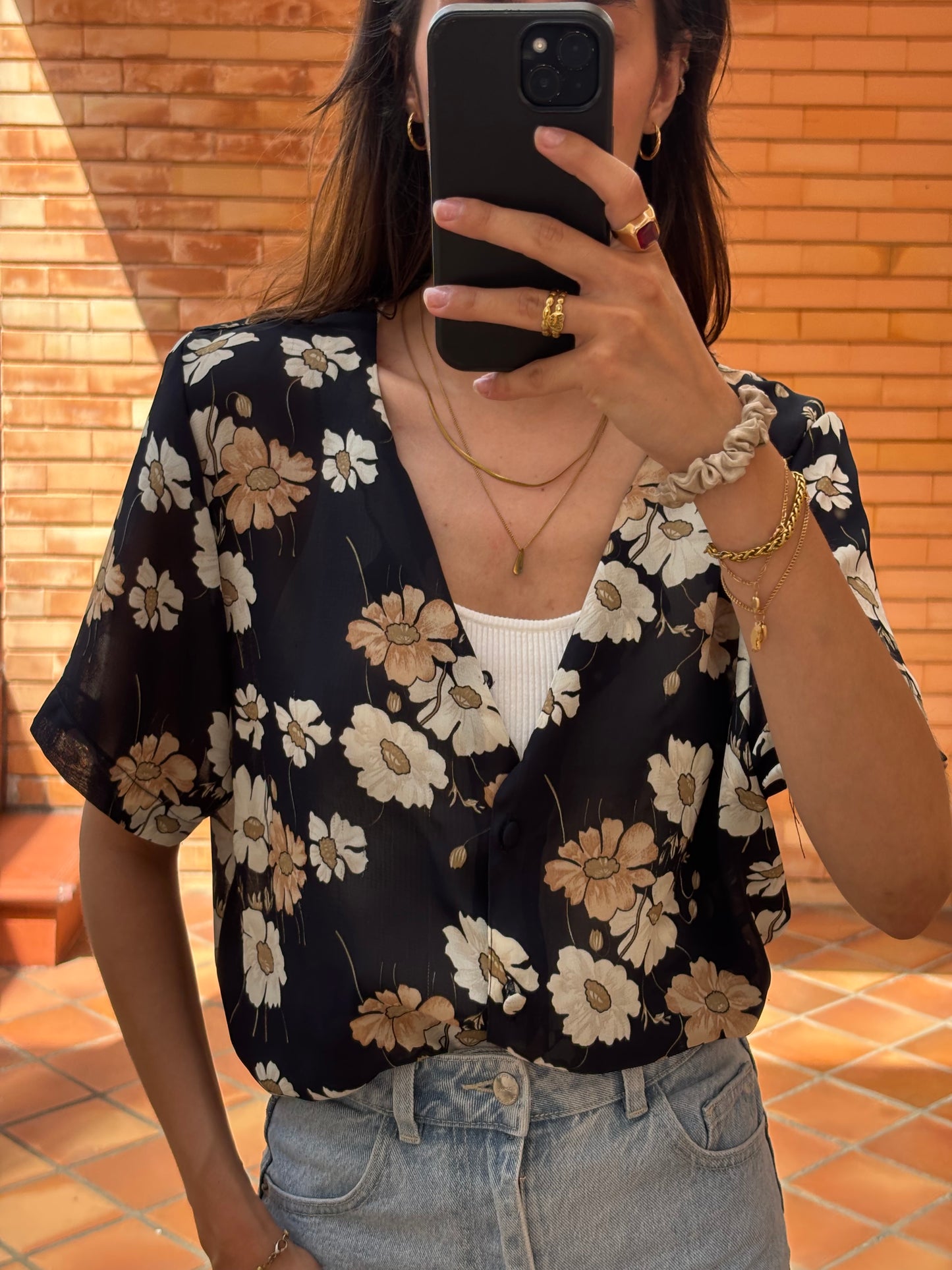 Camisa Preta Floral