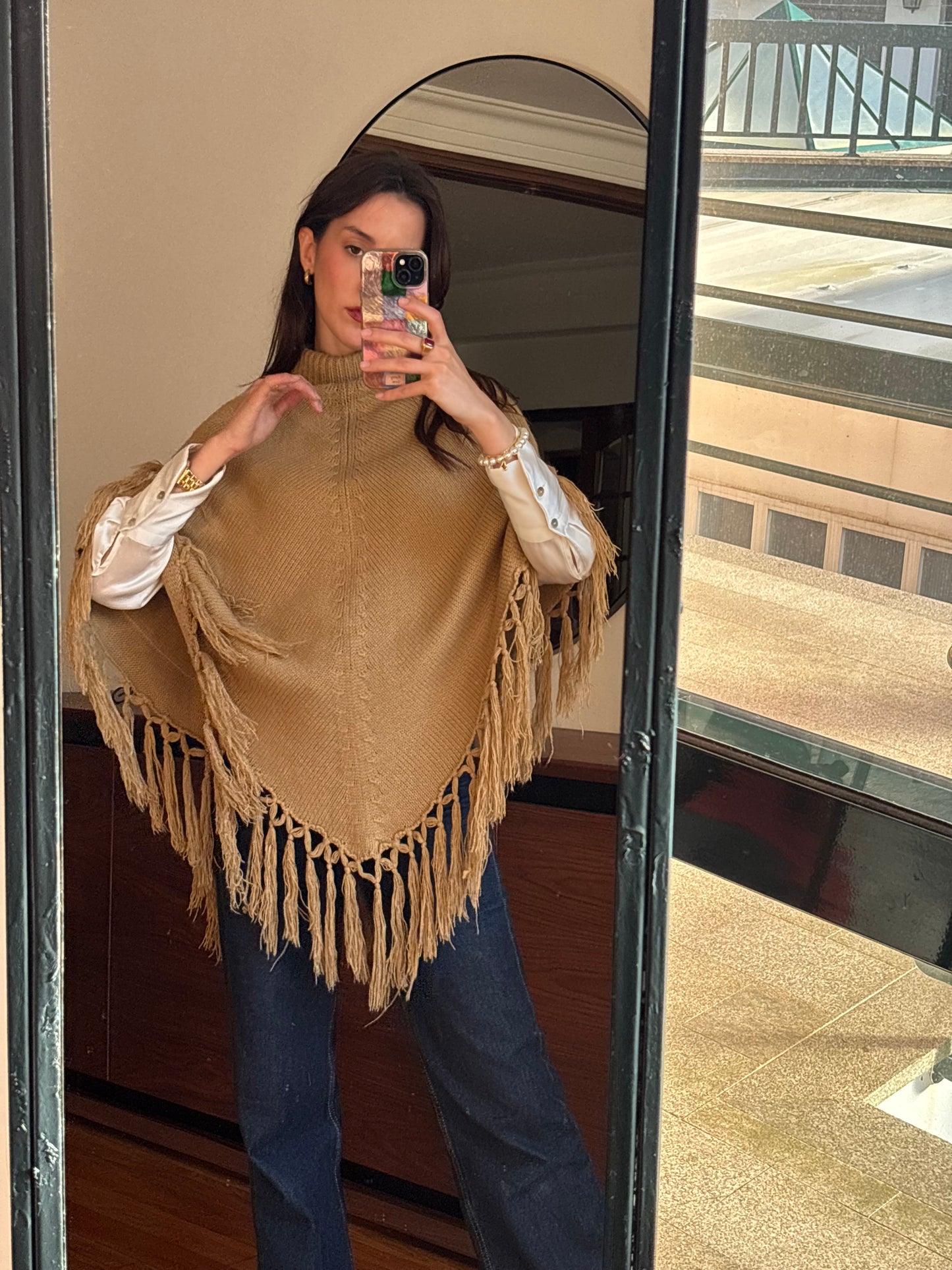 Poncho Bege