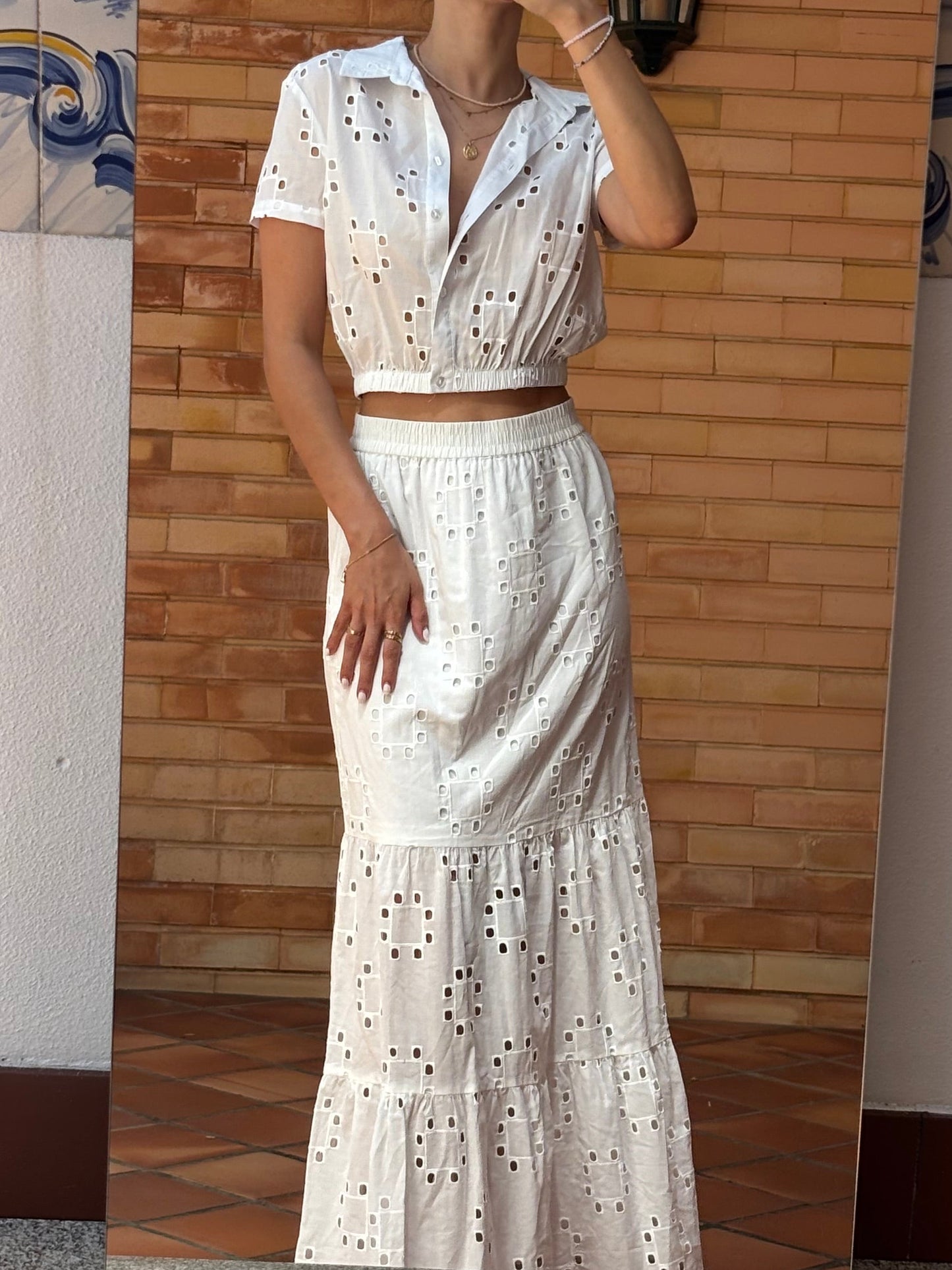 Conjunto 100% algodão Branco Bordado