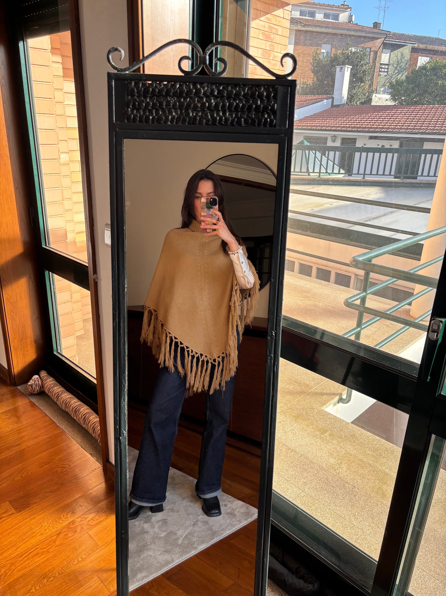 Poncho Bege
