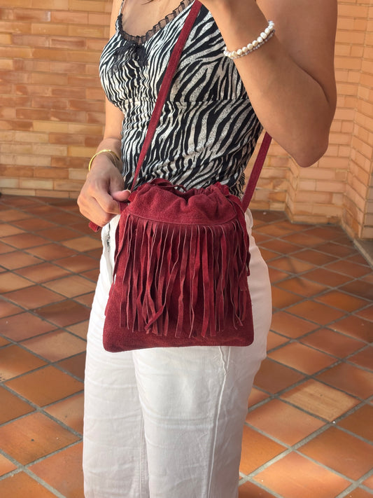 Mala Bucket Em Camurça Bordô