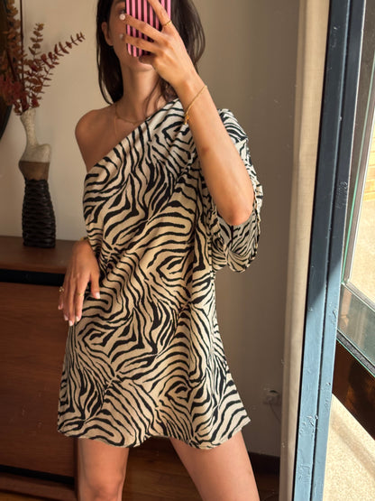 Vestido/top assimétrico zebra