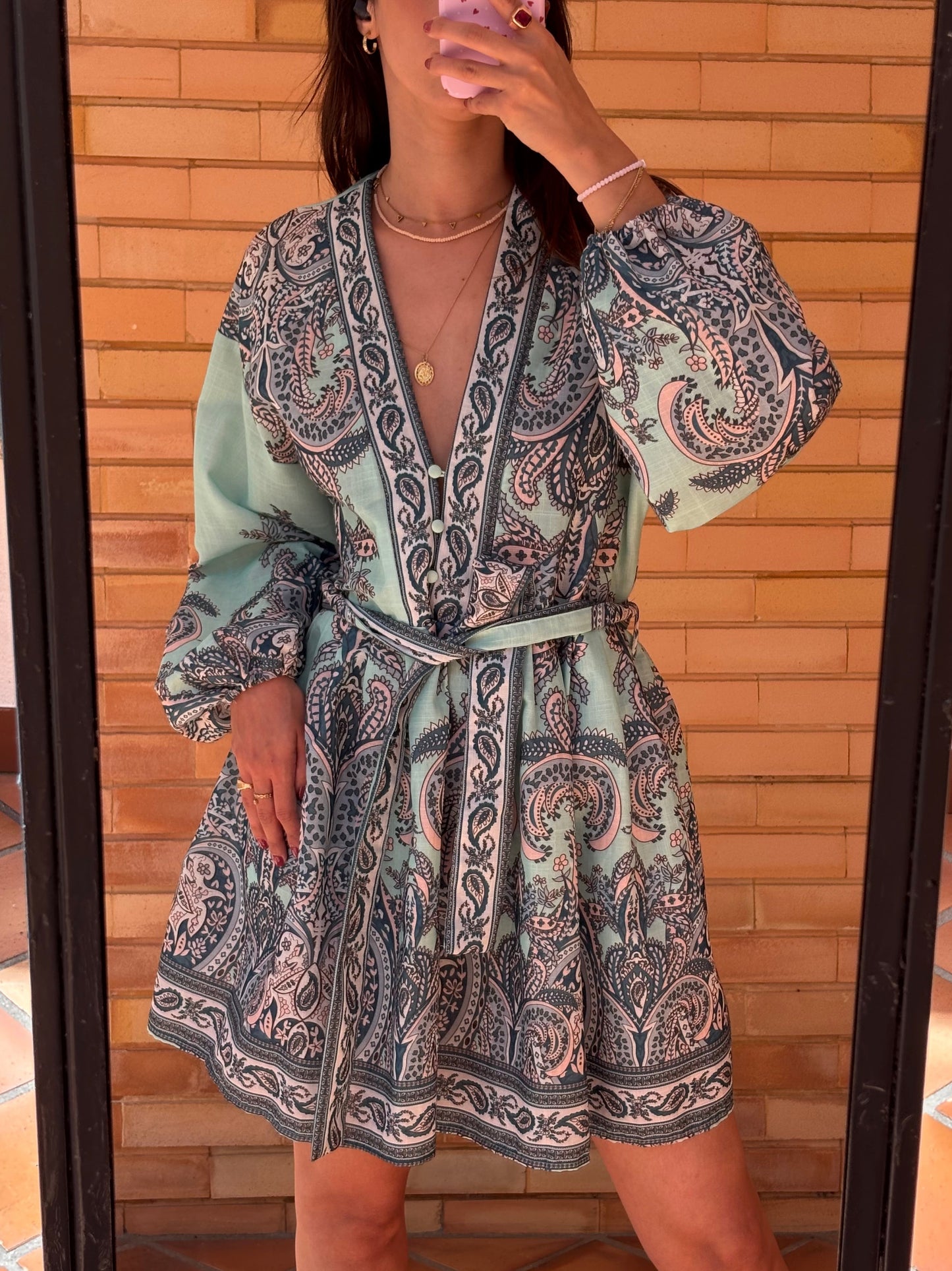 Vestido Curto Paisley Mochy