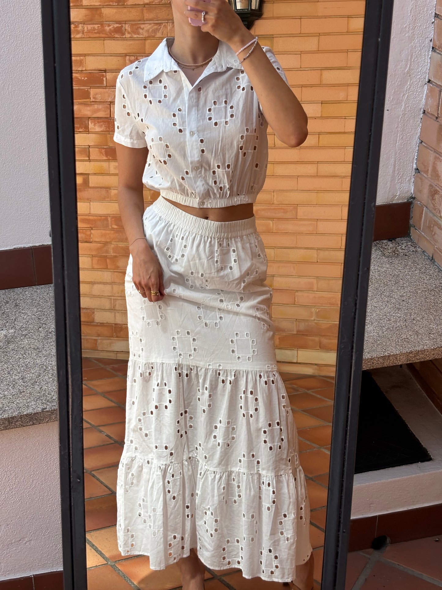Conjunto 100% algodão Branco Bordado