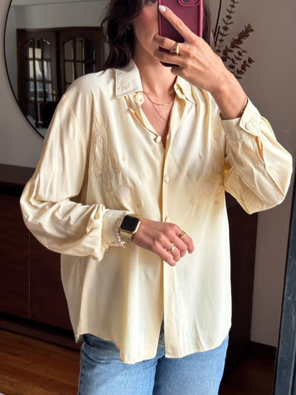 Camisa Vintage com Bordados