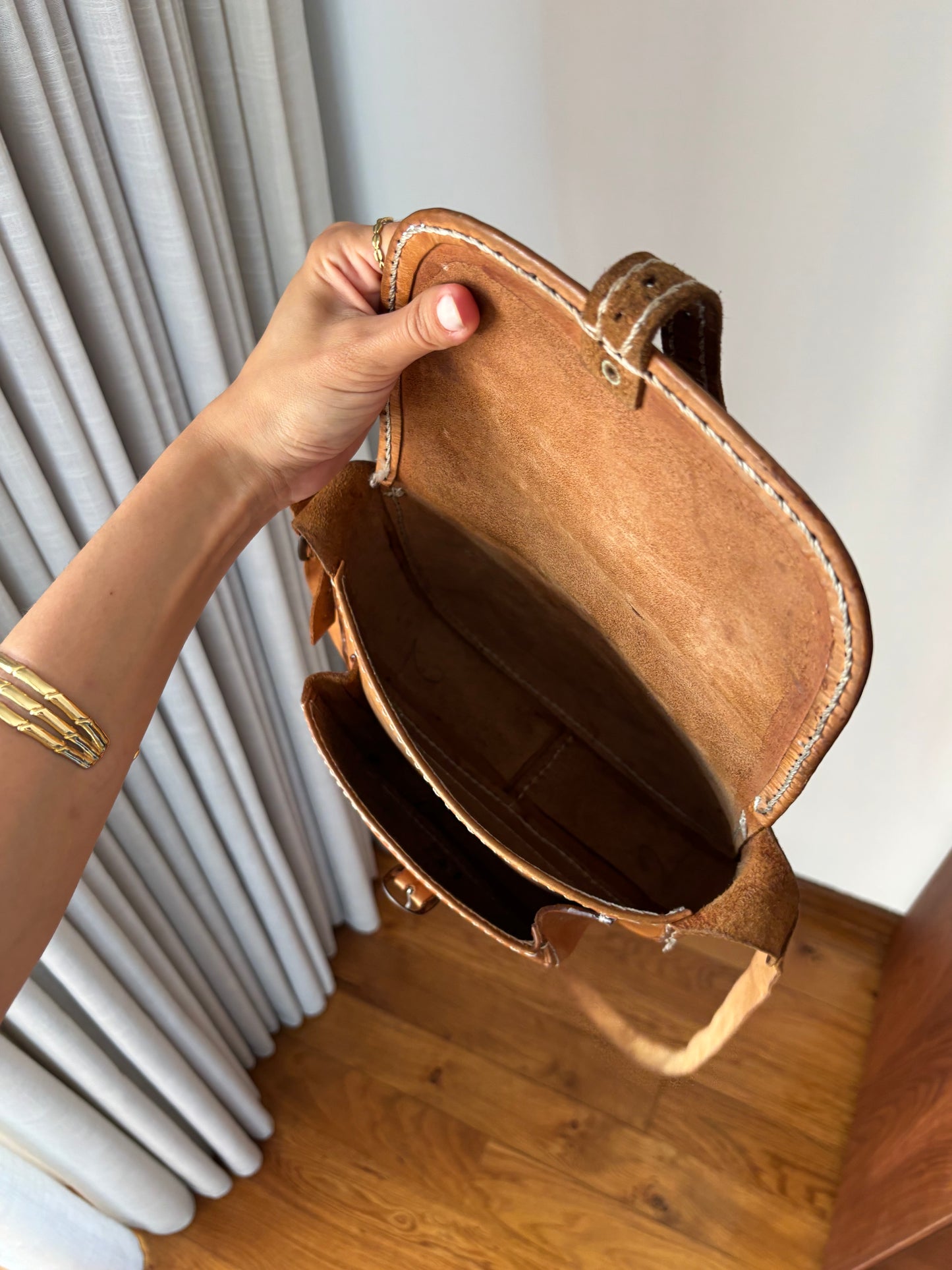 Mala Vintage Camel