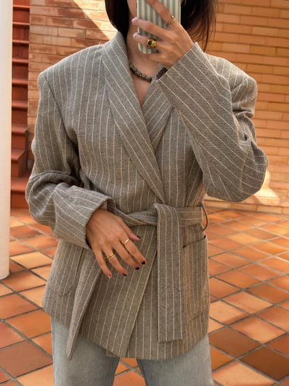 Blazer Oversized às Riscas com Cinto