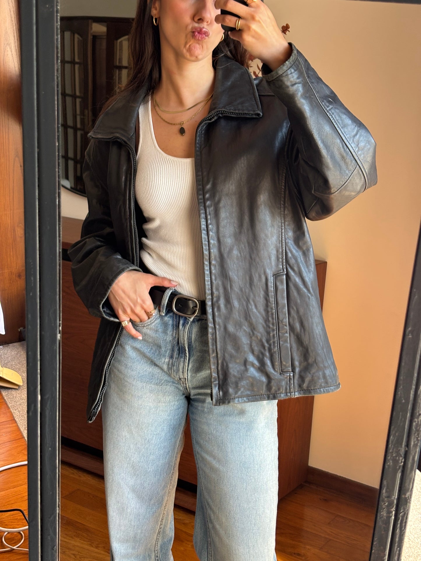 KNOLES & CARTER GENUINE ITALIAN LAMBSKIN LEATHER JACKET