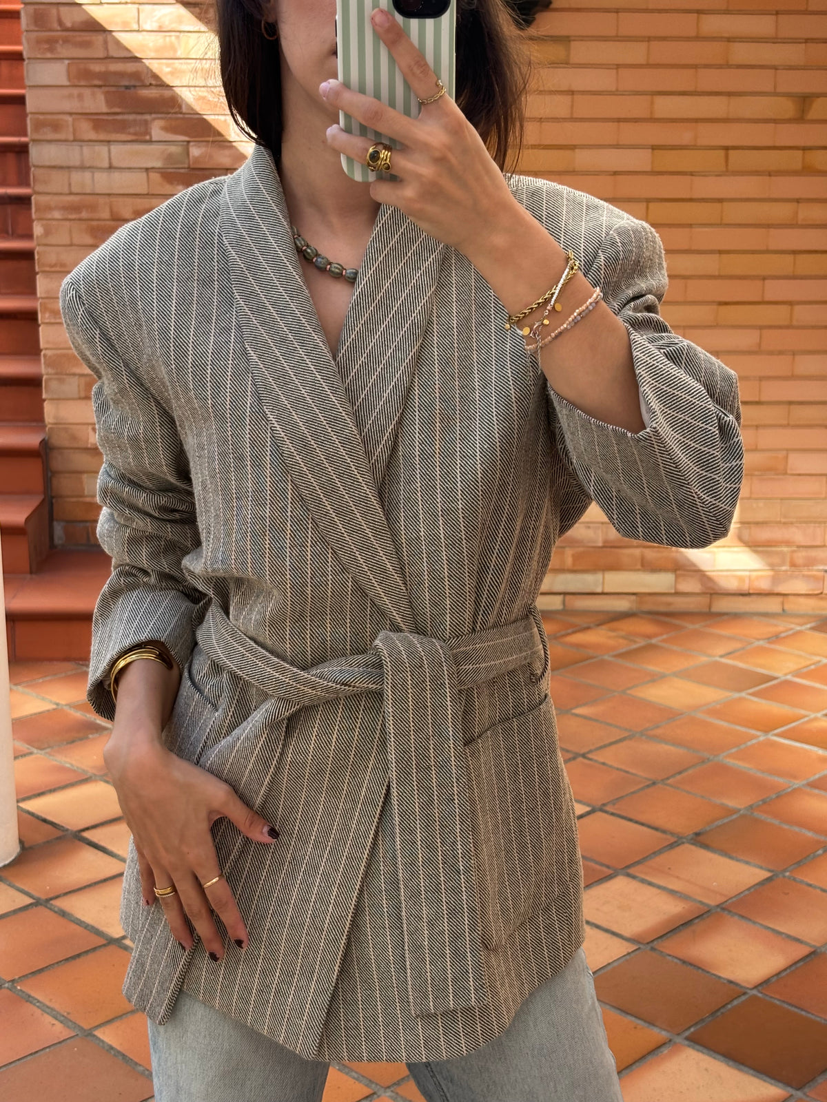Blazer Oversized às Riscas com Cinto