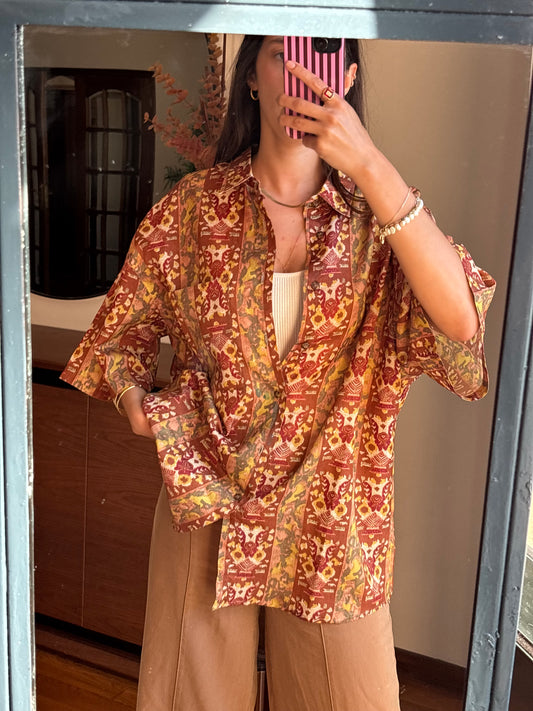 Camisa Vintage Padrão Étnico