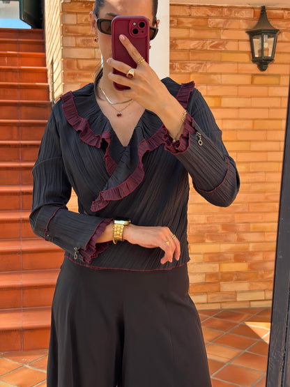 Blusa Noir Trespasse