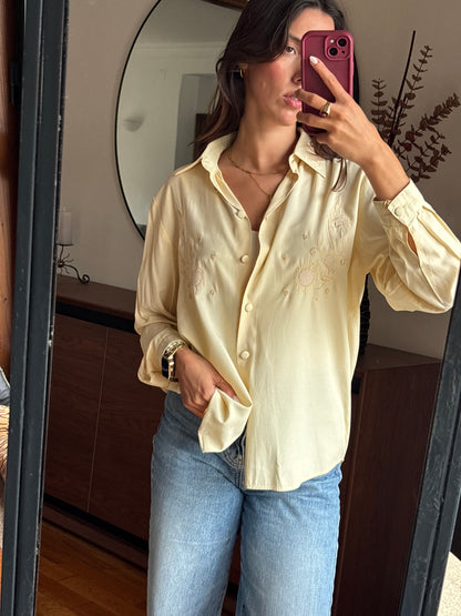 Camisa Vintage com Bordados