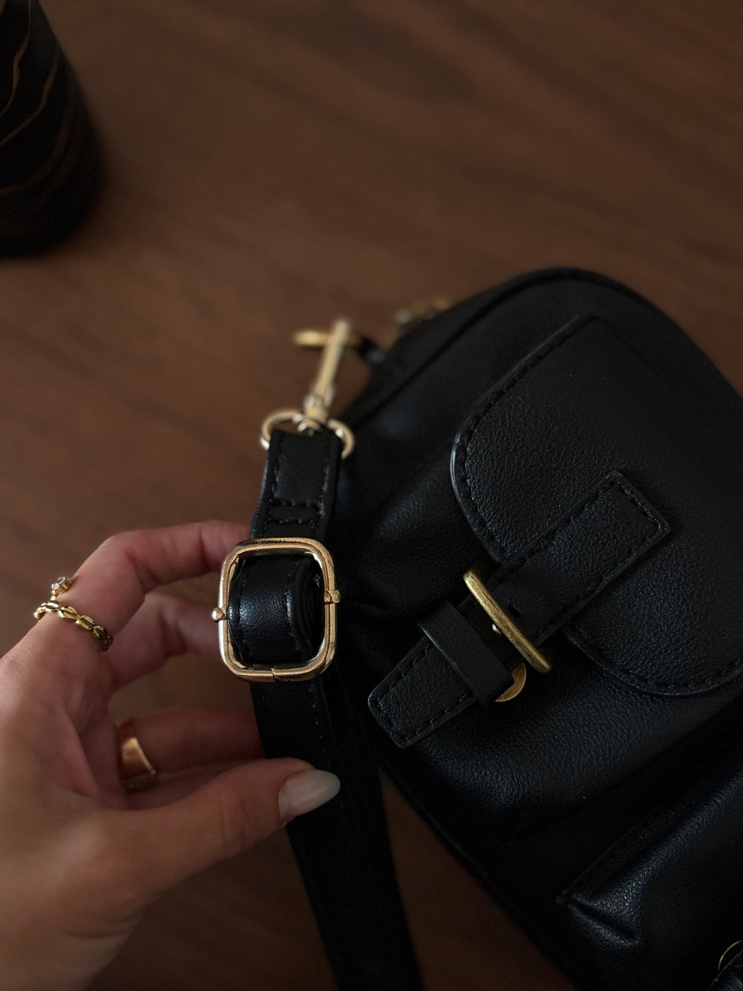 Mala Guess Pocket Preta