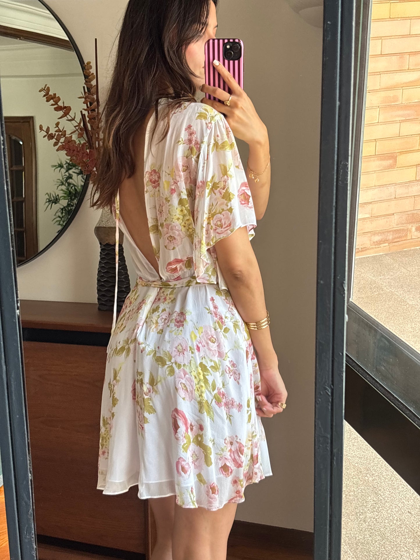 Vestido Floral Costas Abertas