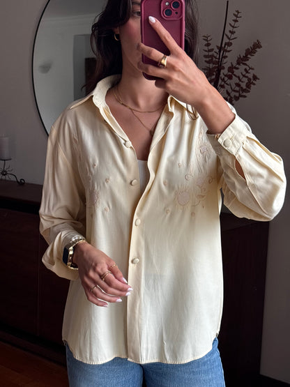 Camisa Vintage com Bordados