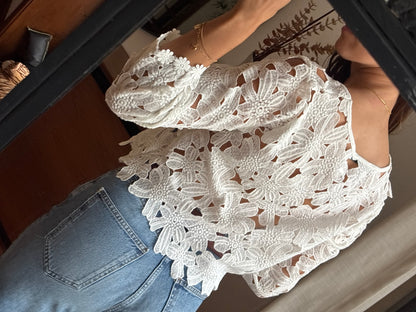Blusa Floral Rendada
