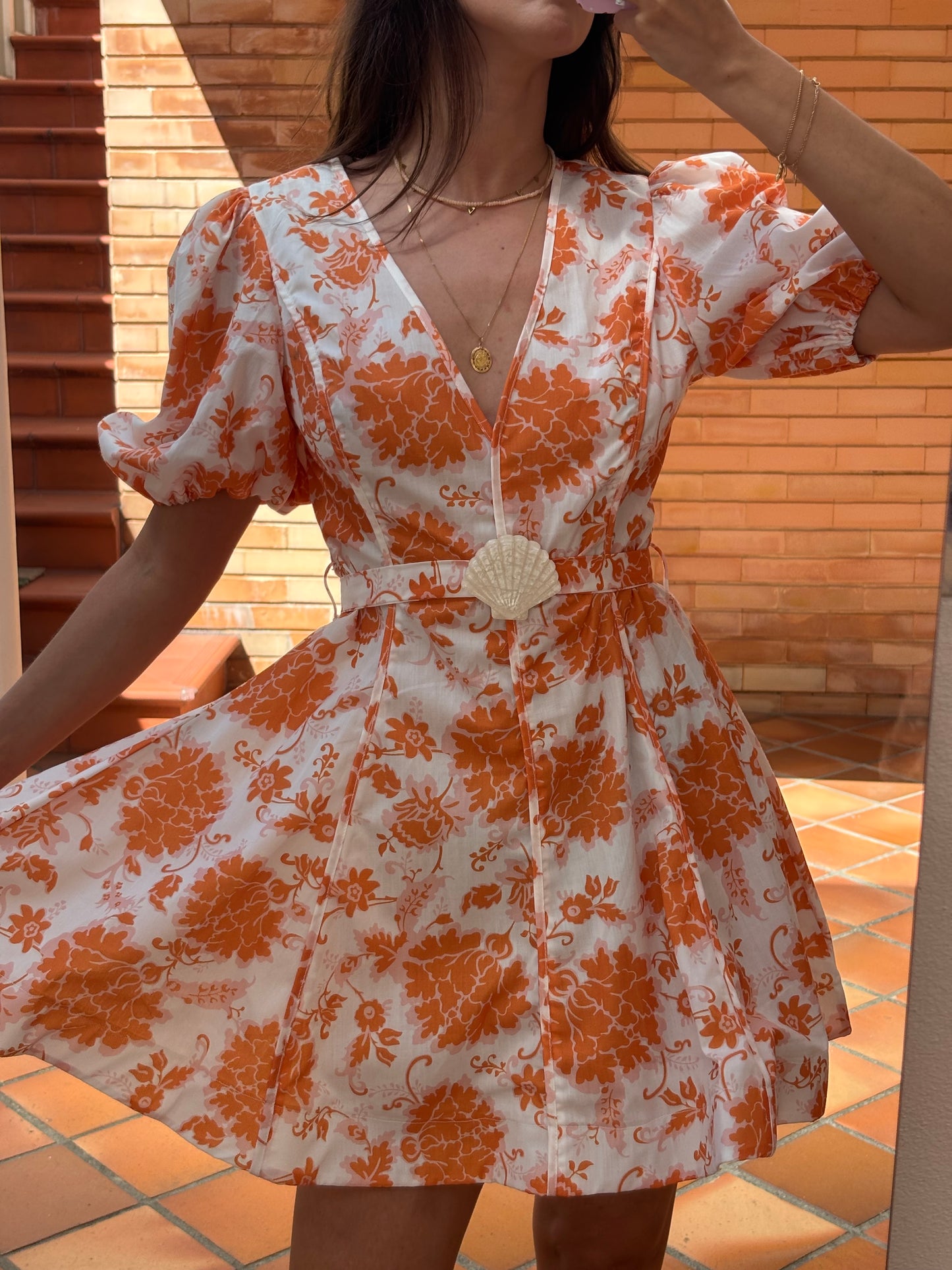 Vestido Curto Floral White Deer