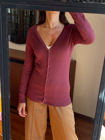 Cardigan Bordô Com Botões