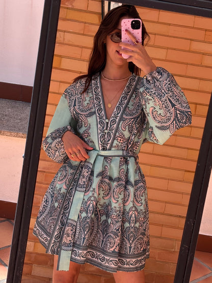 Vestido Curto Paisley Mochy