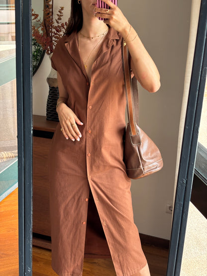 Vestido Midi Castanho em linho com Botões