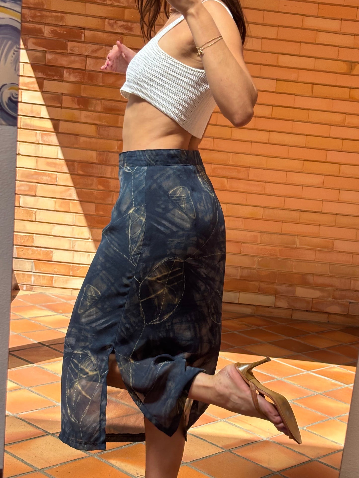 Saia Midi Vintage Azul Escuro
