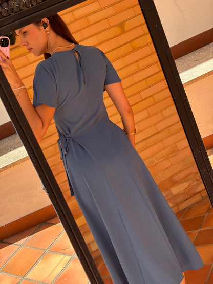 Vestido Midi Com Laço Lateral