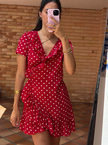 Vestido Vermelho com Bolinhas