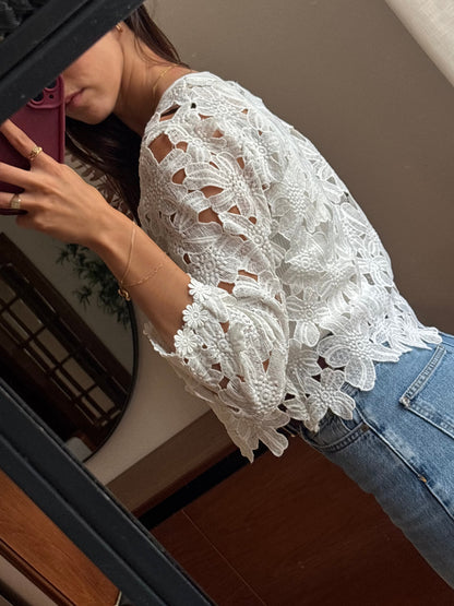 Blusa Floral Rendada