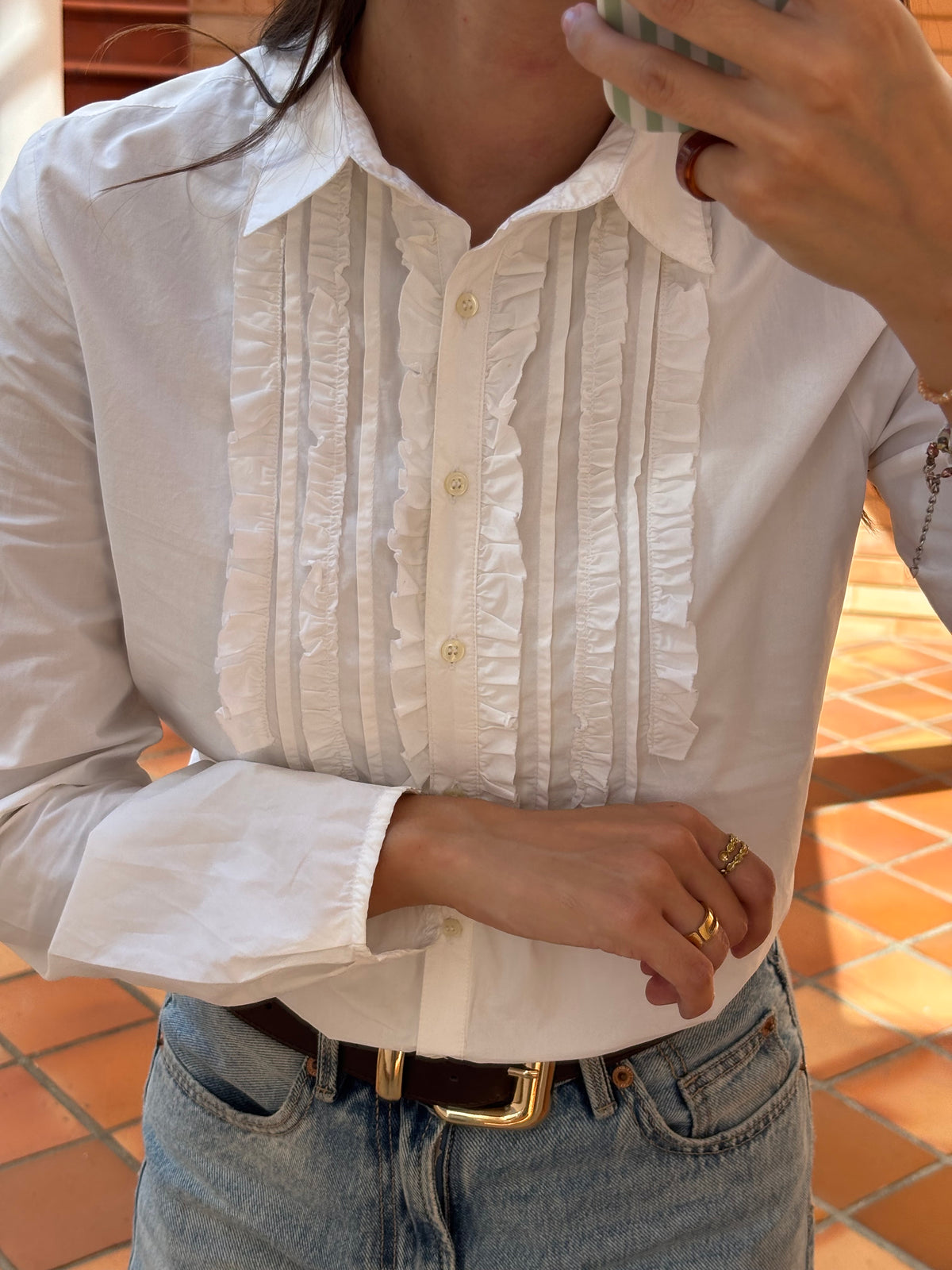 Camisa Branca com Folhos Zara