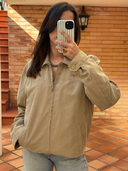 Casaco Bege em Suede Leve