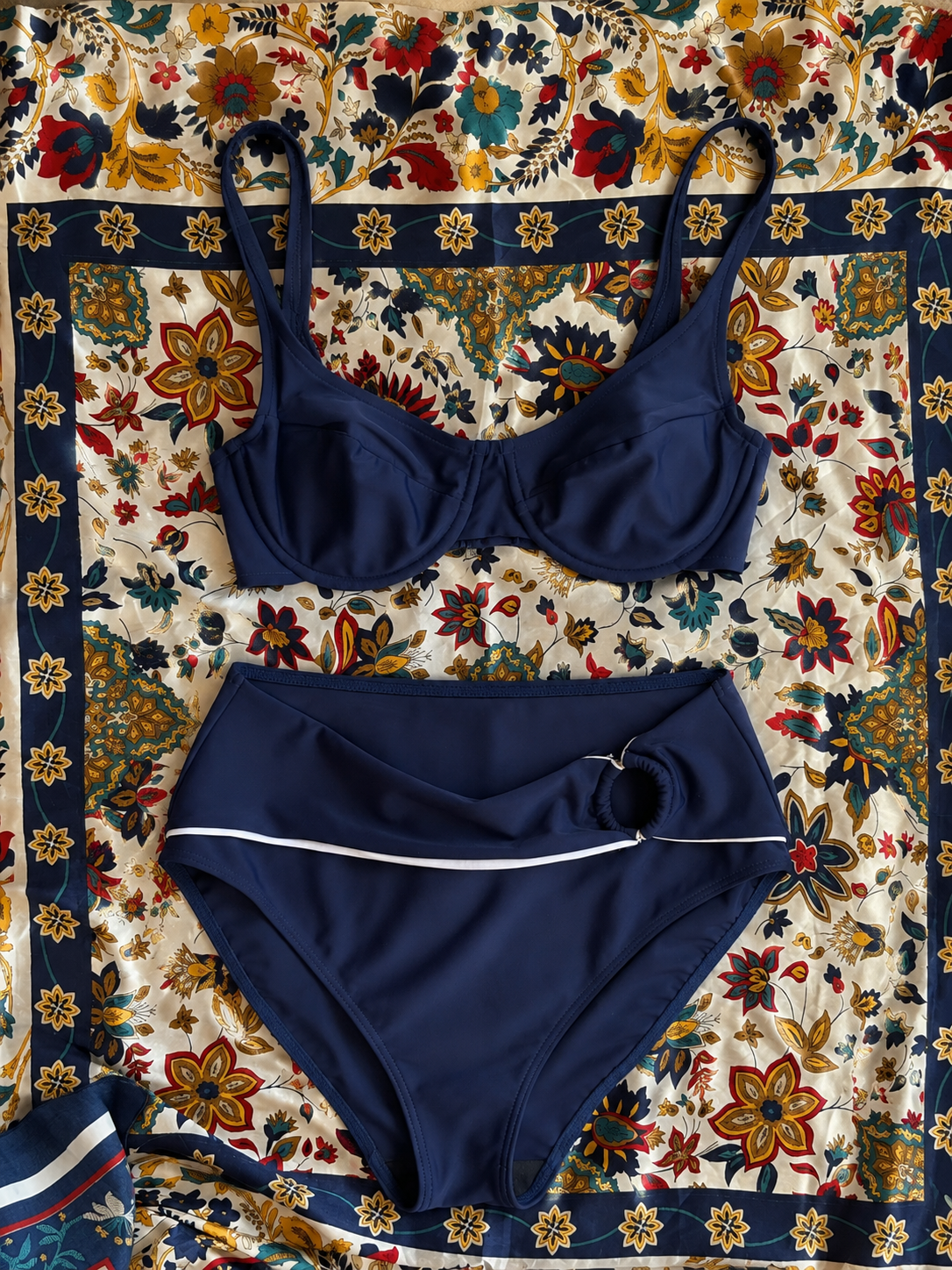 Bikini Vintage + Lenço