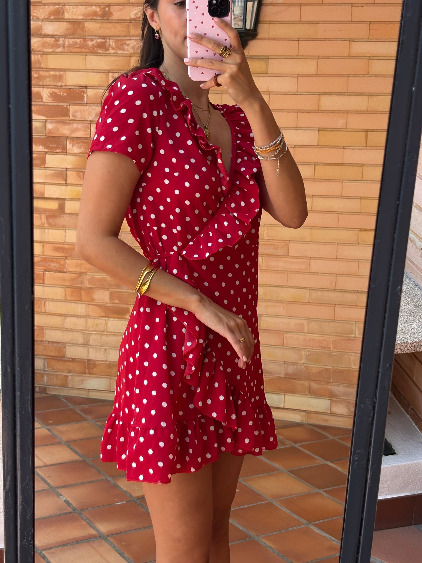 Vestido Vermelho com Bolinhas