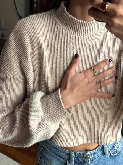 Cropped Knit Beige