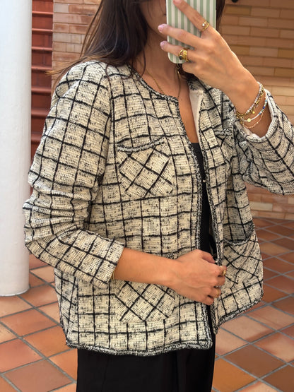 Blazer Xadrez Creme E Preto
