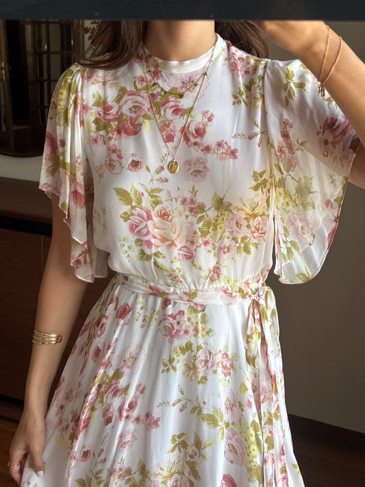 Vestido Floral Costas Abertas