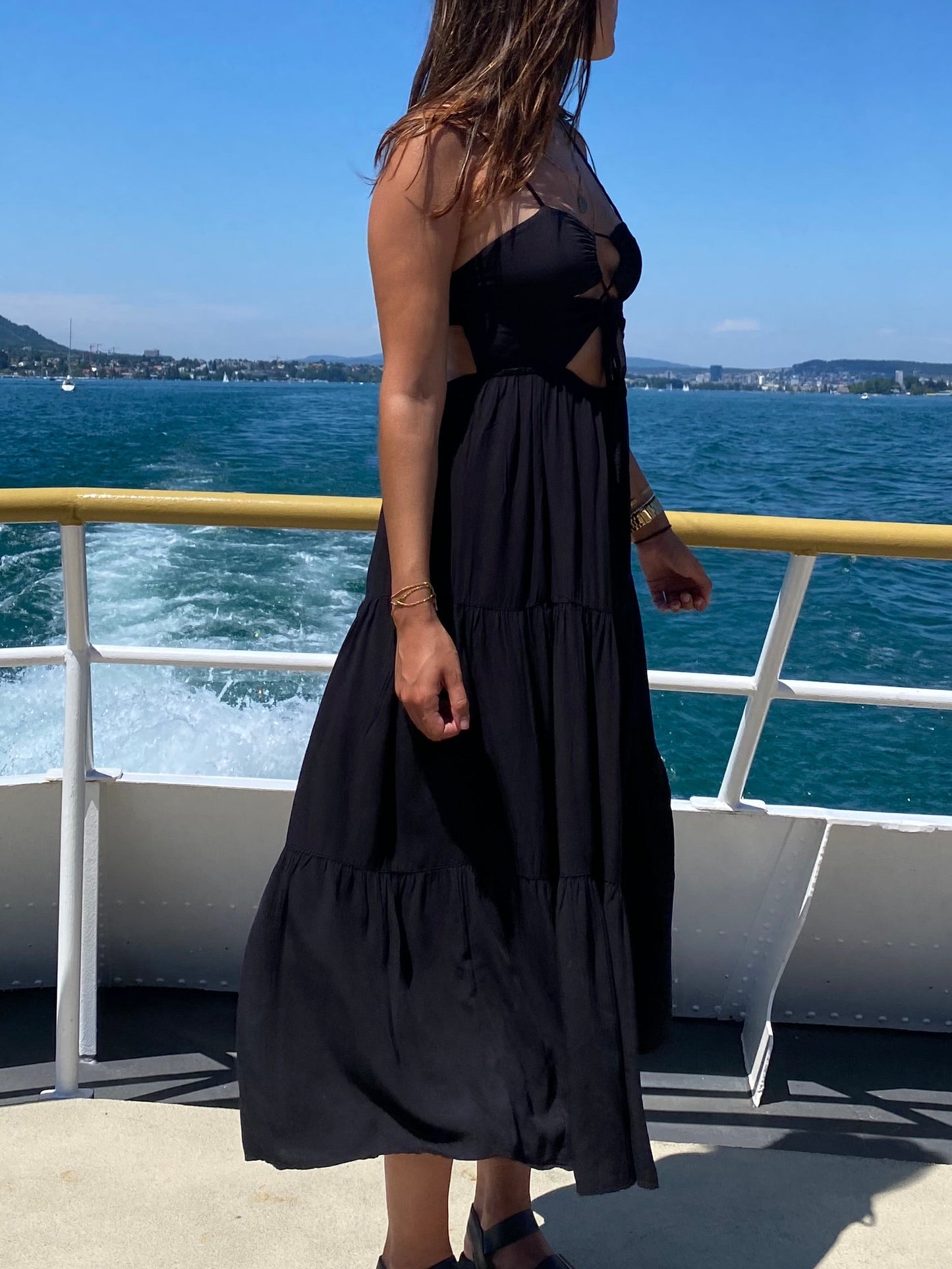Vestido Maxi Preto Costas Abertas