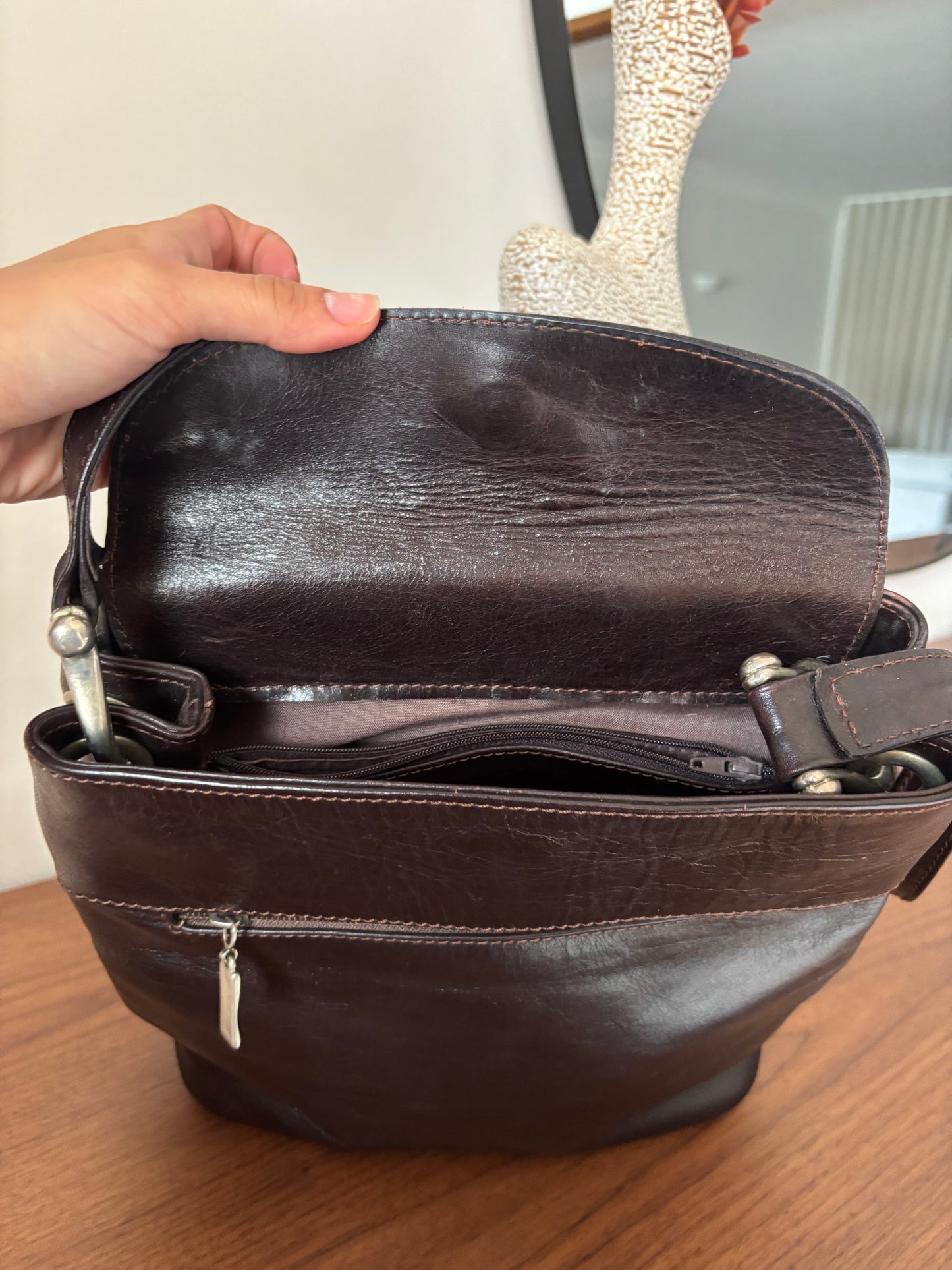 Mala Vintage Castanha em Pele