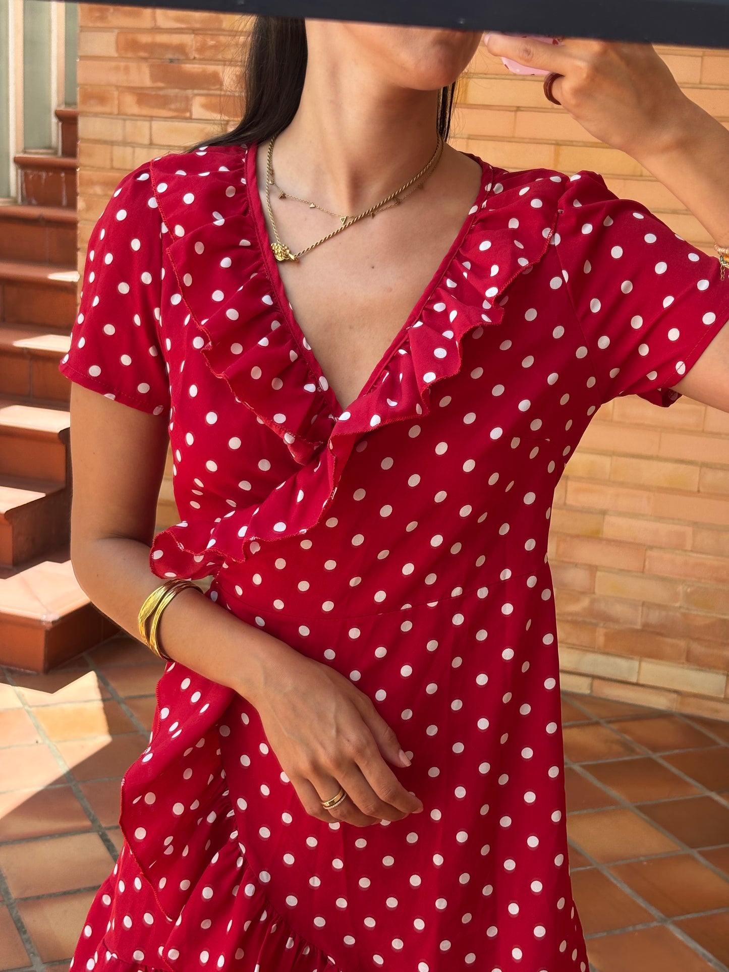 Vestido Vermelho com Bolinhas