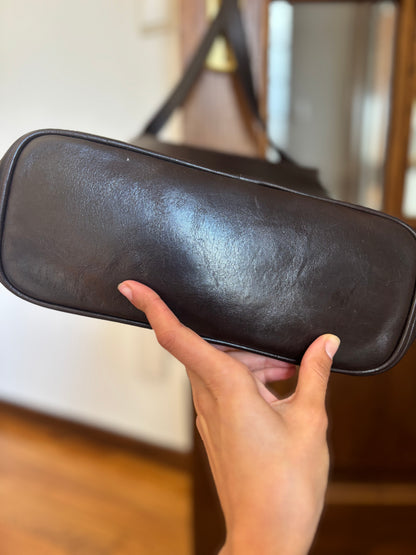 Mala Vintage Castanha em Pele