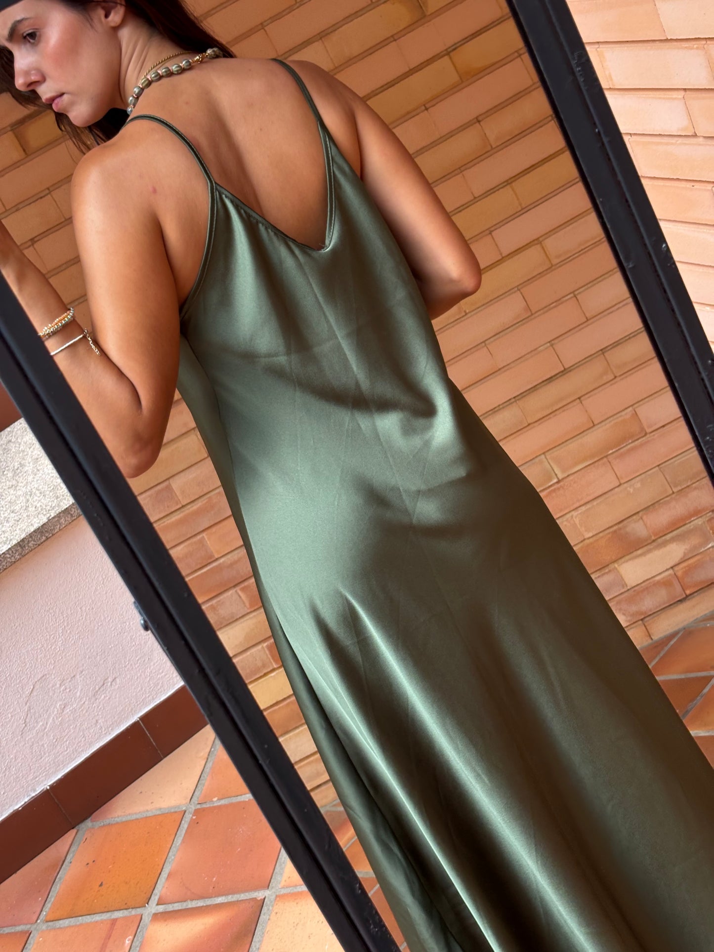 Vestido Cetim Verde Musgo